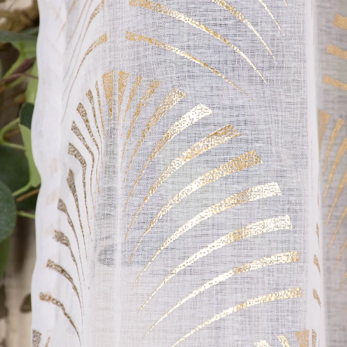Ösengardine Reliefdruck Ornamente Bögen offweiß goldfarbig 140x260cm
