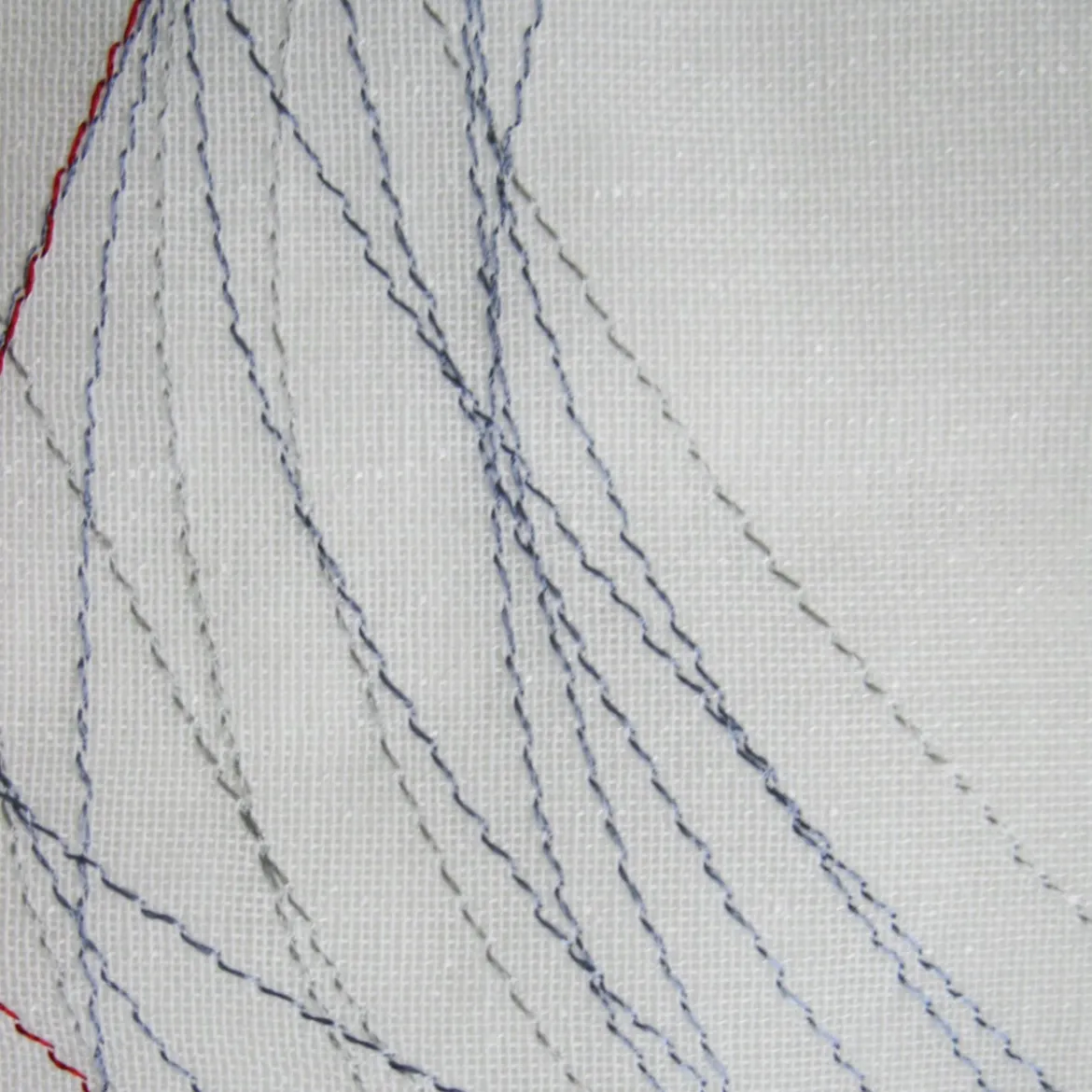Ösenvorhang bestickt Kreise weiß blau rot 140x255cm