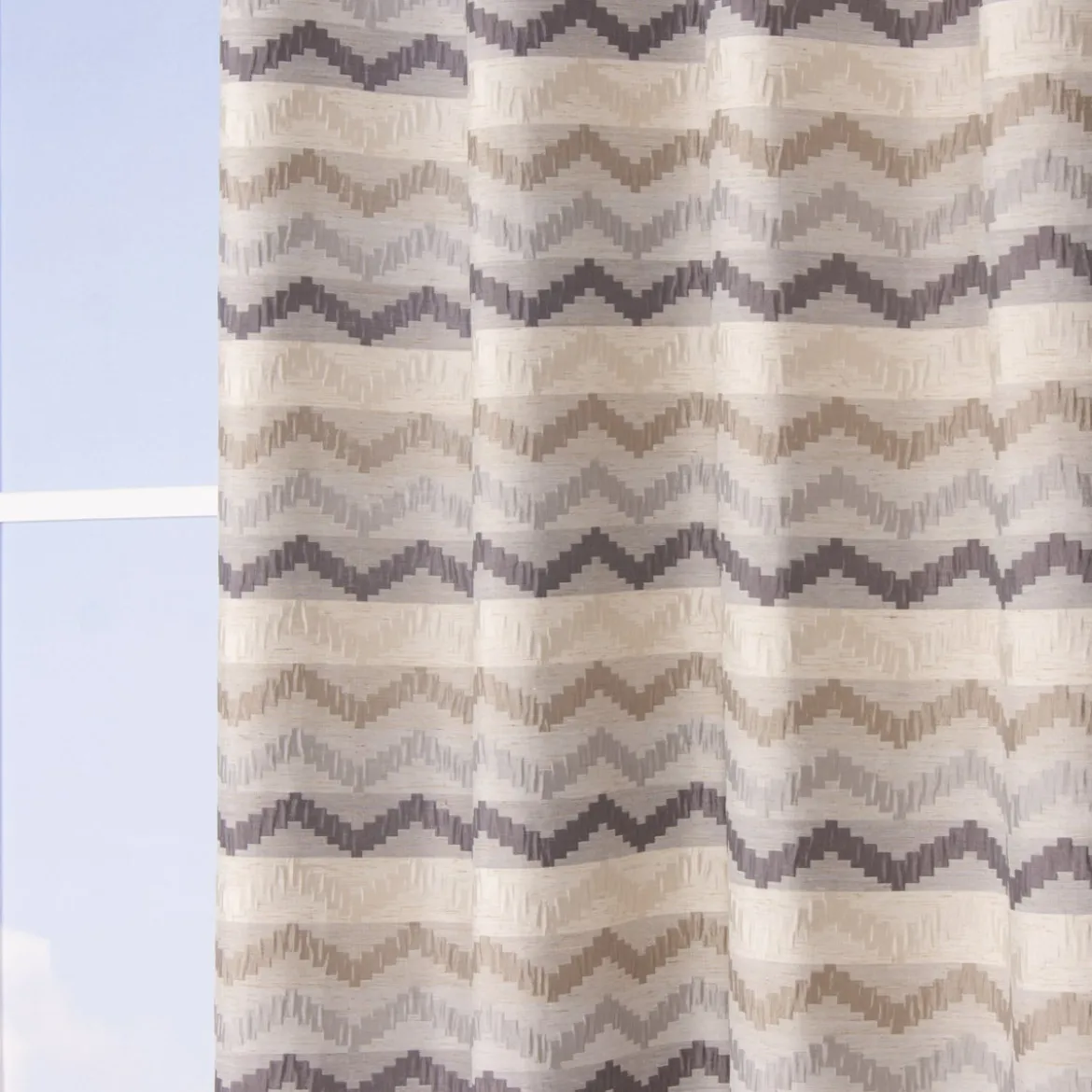 Ösenvorhang Jacquard Leinenoptik Chevronmuster weiß natur grau 135x250cm