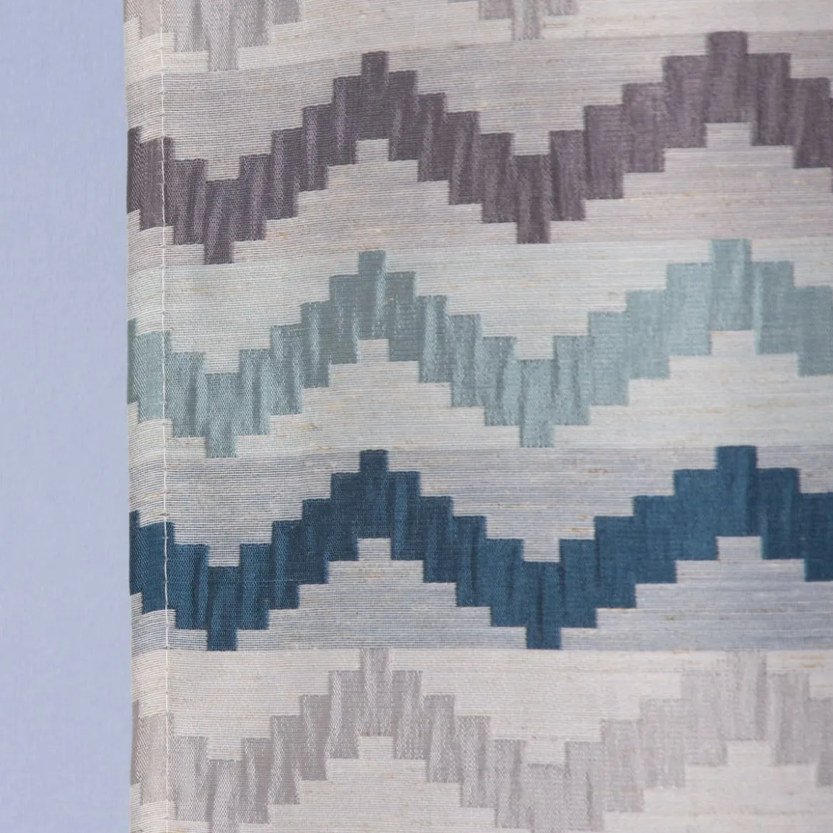Ösenvorhang Jacquard Leinenoptik Chevronmuster weiß blau grau 135x250cm
