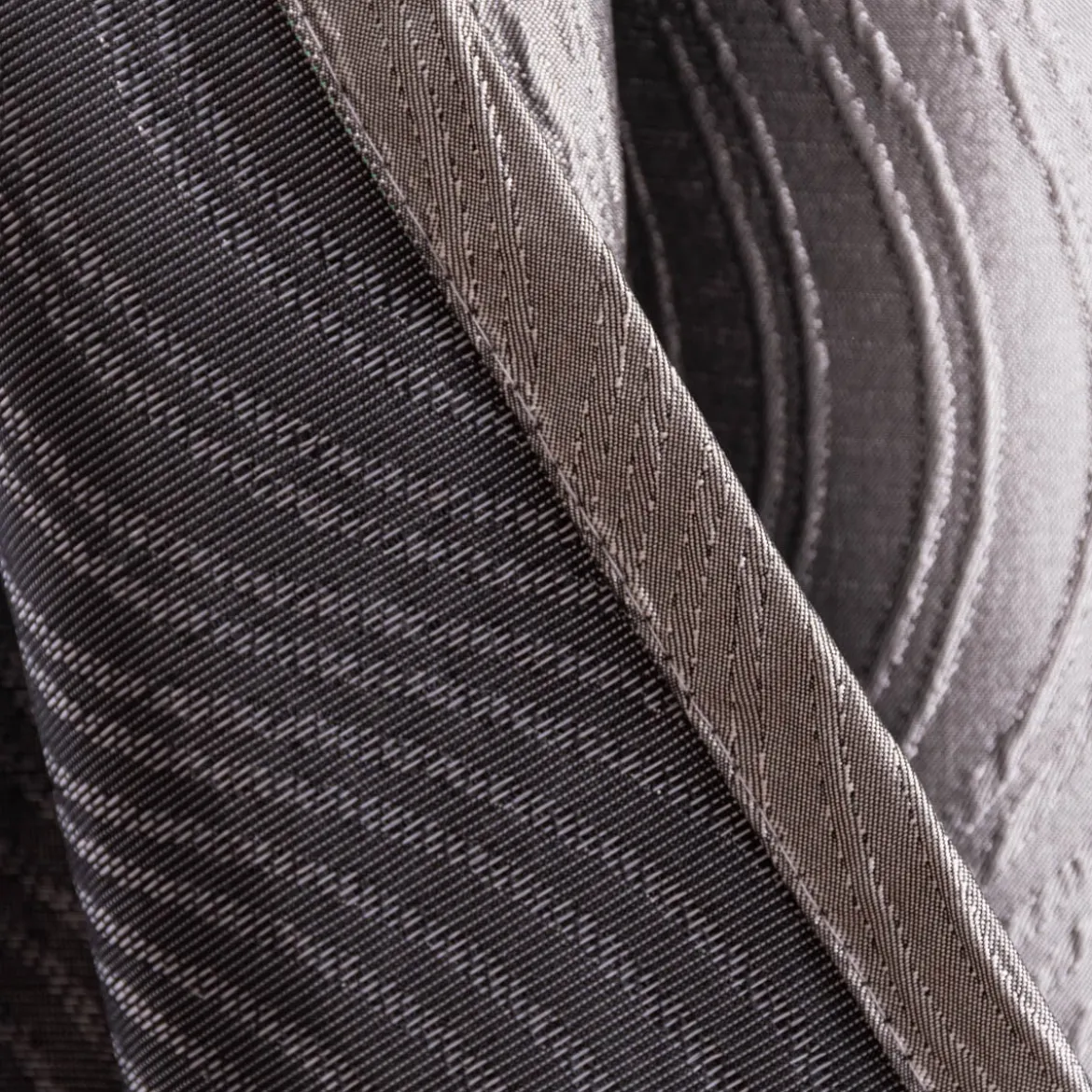 Ösenvorhang Miracle Elbersdrucke blickdicht Clocqué-Jacquardgewebe silber 140cmx255cm