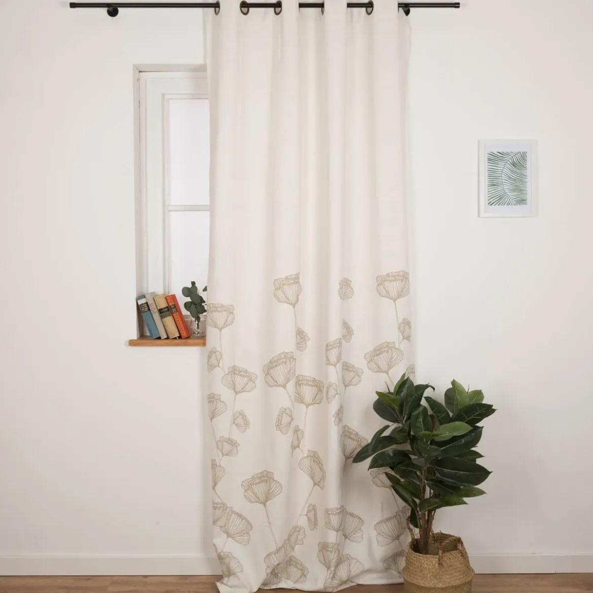 Ösenvorhang Oriana 140x260cm wollweiß natur Blumen – recycelte Garne