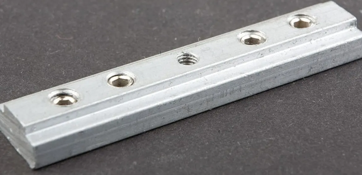 Serie NewYork Verbinder für Profilrohre und Innenlaufstangen Ø20mm edelstahl-optik
