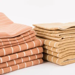 Set aus 4 Platzsets und 4 Servietten gestreift hellbraun weiß 50x35cm und 40x40cm von Linen & More