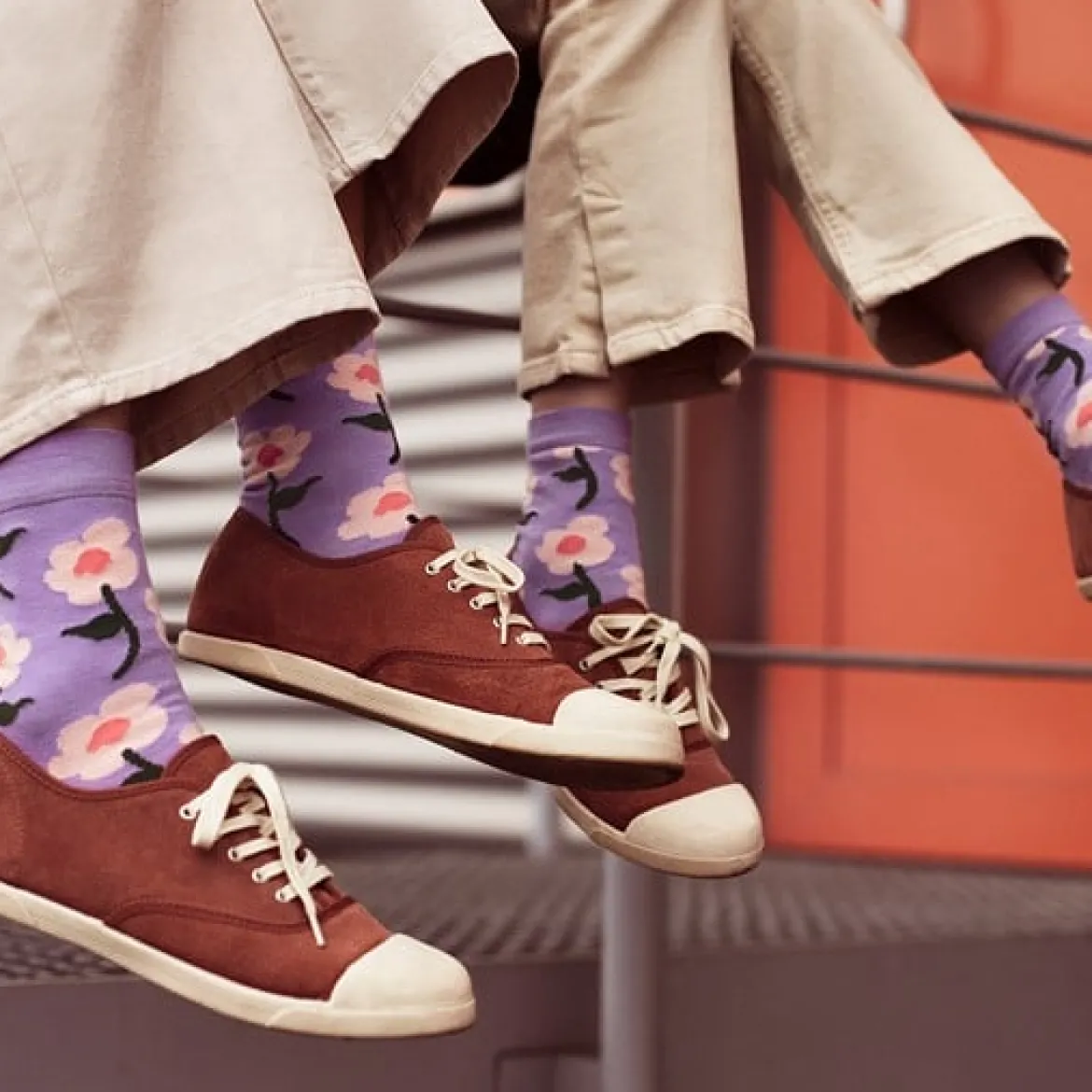 Socken Blumen lila rosa Größe 31-34