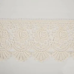 Spitzenborte Häkelborte Makramee Blumen natur 18cm breit