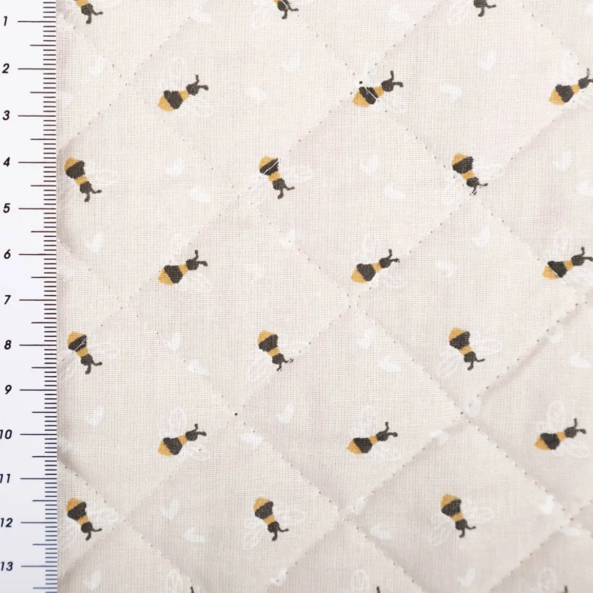 Steppstoff Baumwolle Wendestoff Erdbeeren Bienen beige 1,38m Breite
