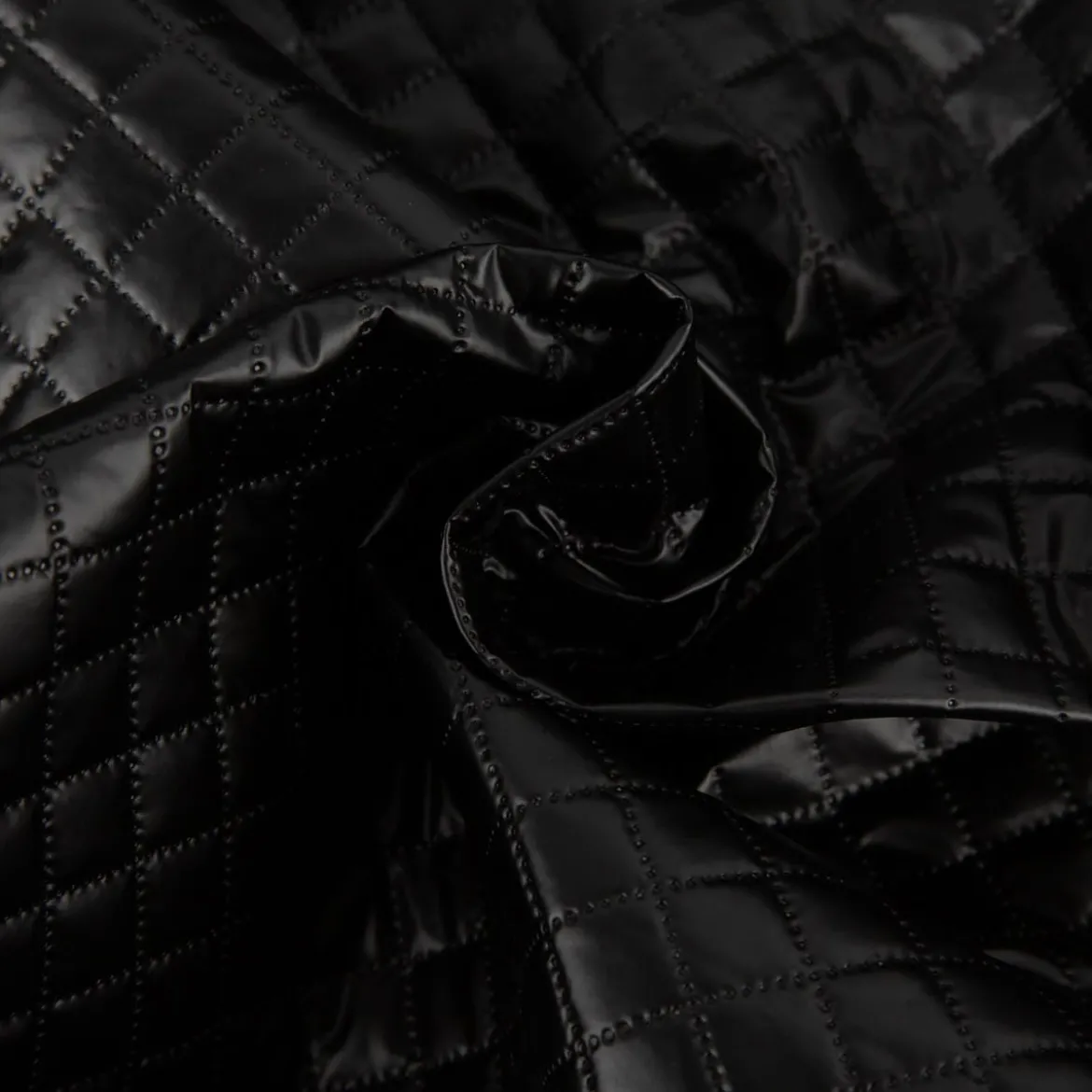 Steppstoff Metallic Schwarz Rautensteppung 140cm Breite