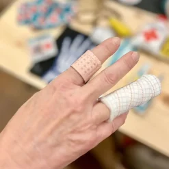 Stoffpanel The Doctor Arztkoffer Spielset Nähpanel bunt zum Selbernähen