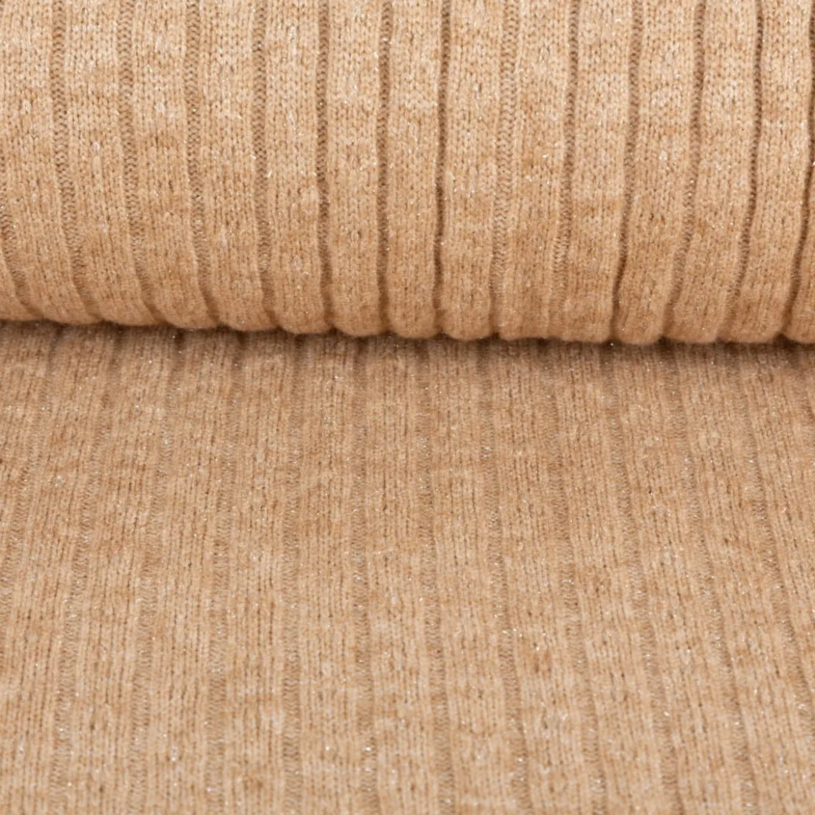 Strickstoff beige mit silberfarbigen Glitzereffekten 330g/qm 138cm Breite
