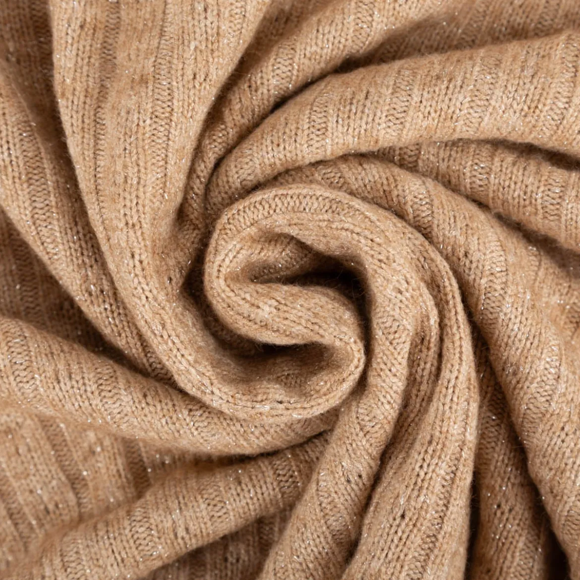 Strickstoff beige mit silberfarbigen Glitzereffekten 330g/qm 138cm Breite