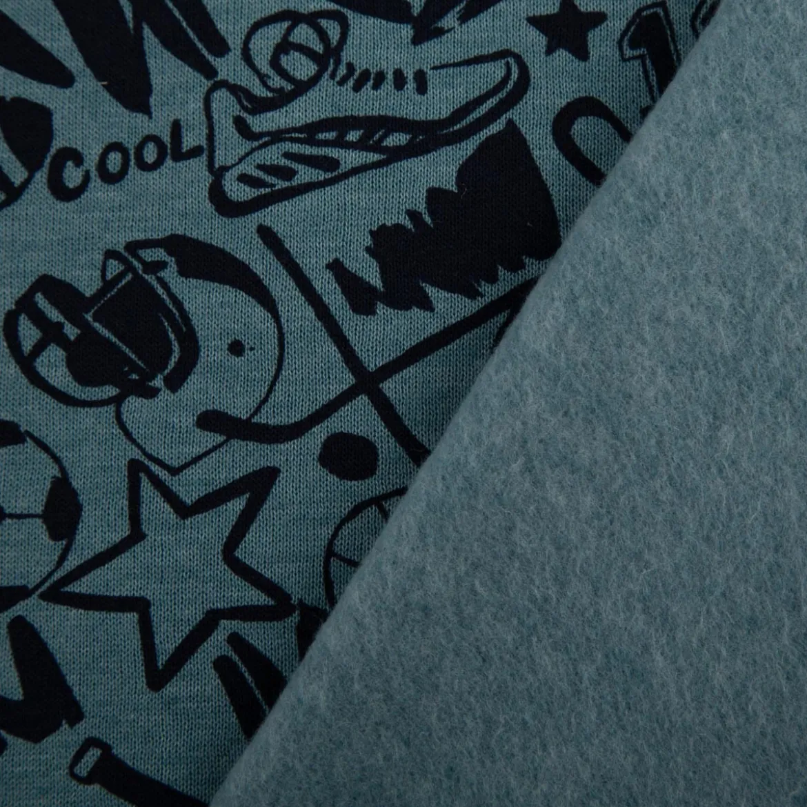 Sweatstoff mit Sportmotiven rauchblau meliert 1,40m Breite