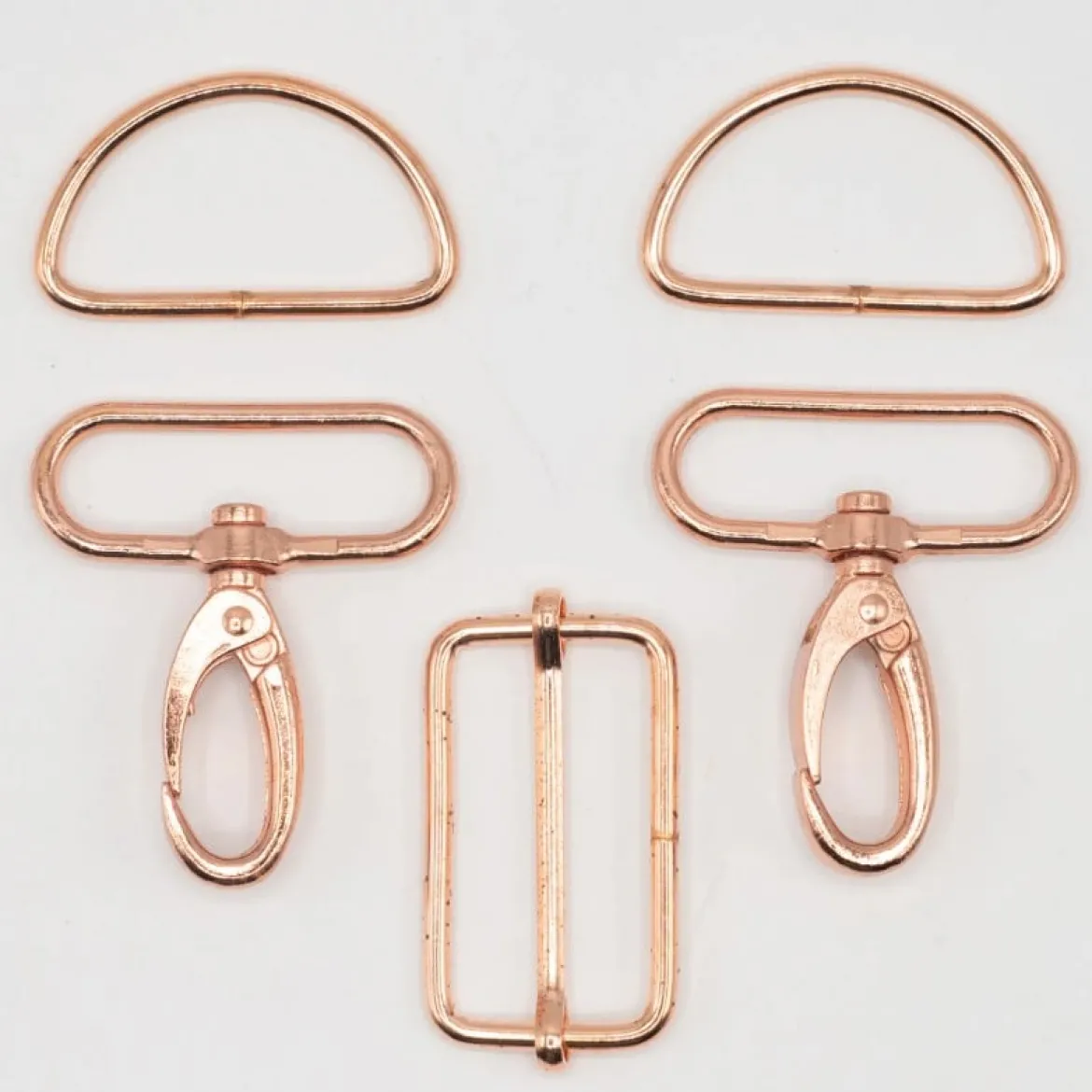 Taschengurt Komplettset mit Karabinkerhaken 40mm rose gold glänzend 5tlg Set
