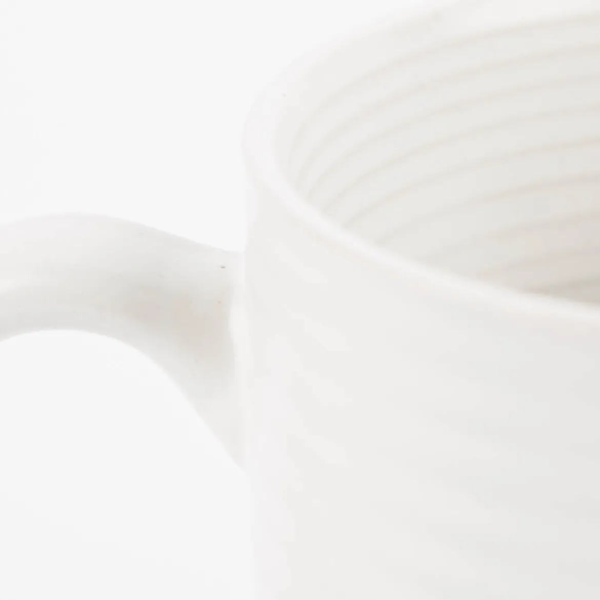 Tasse aus Keramik weiß beige oder taupe 320ml