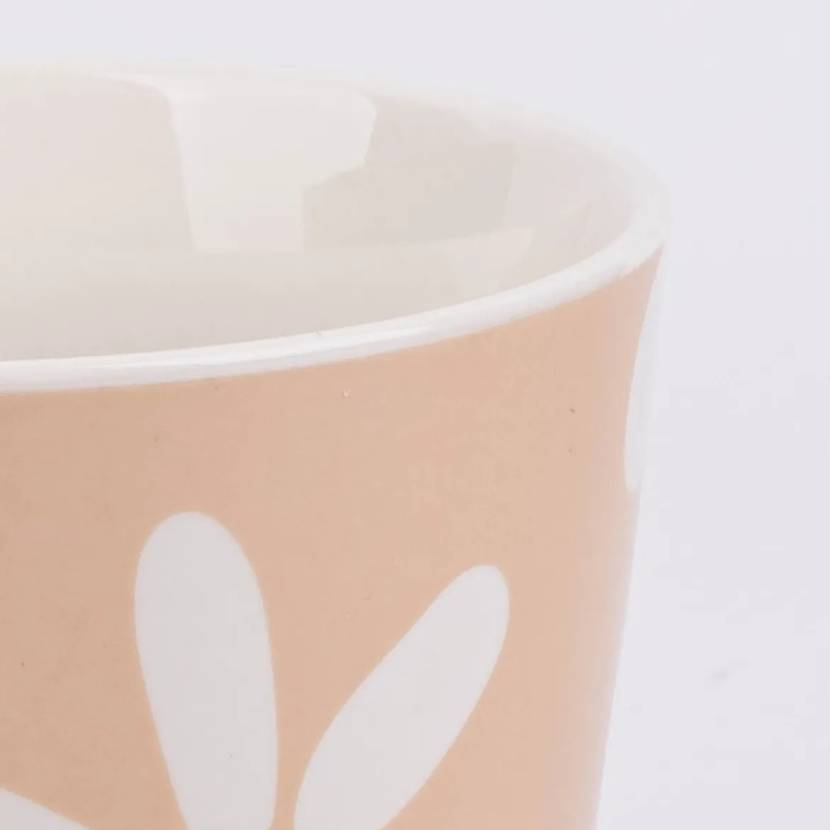 Tasse Goldtasse aus Porzellan Moin Blumenmuster orange weiß schwarz gold 420ml von Schreibkram Manufaktur