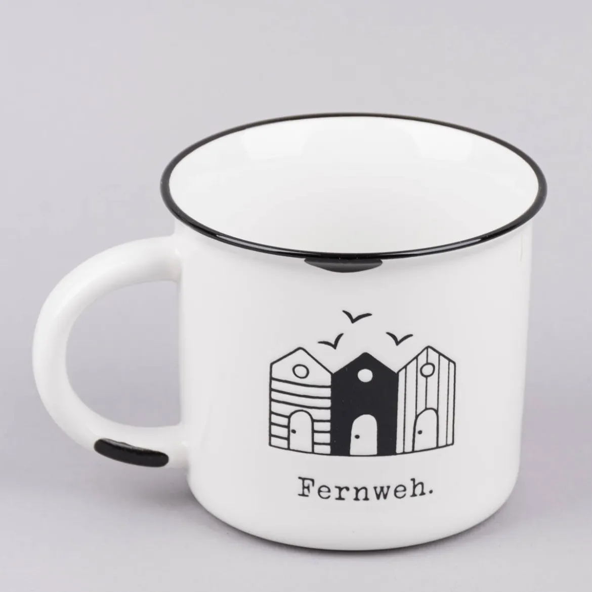 Tasse Vintage aus Keramik in Emaille-Optik Maritim Fernweh weiß schwarz 400ml von Grafik Werkstatt