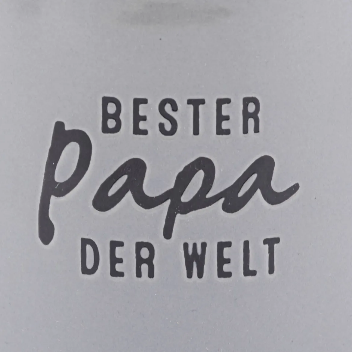 Tasse Vintage aus Keramik in Emaille-Optik Bester Papa der Welt blaugrau schwarz 400ml von Grafik Werkstatt