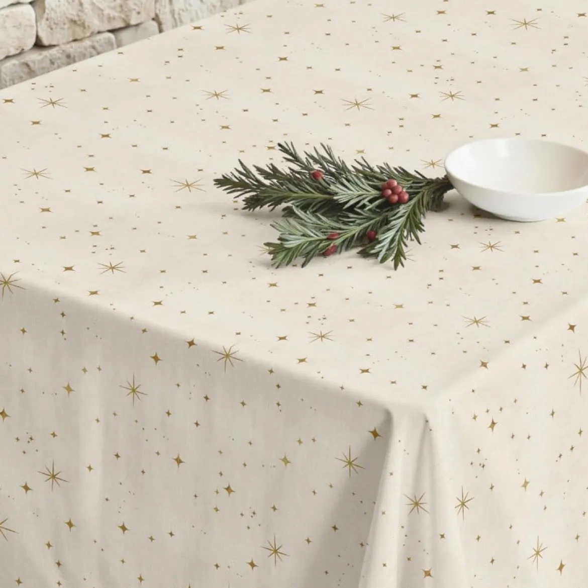 Tischdecke abwaschbar aus beschichteter Baumwolle Sterne natur gold 155 x 250 cm