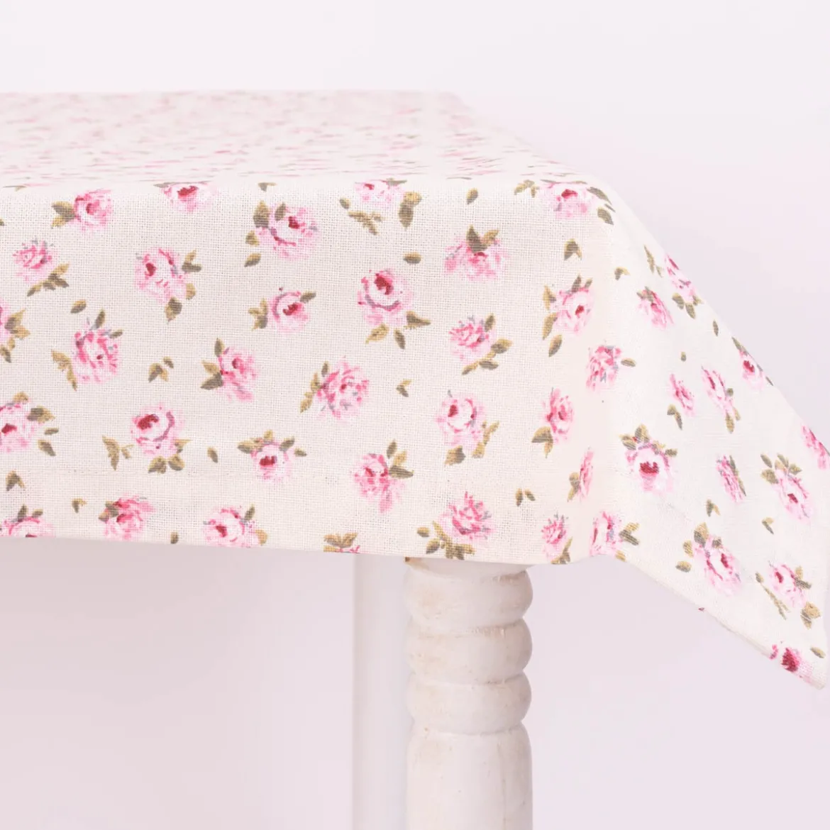 Tischdecke Classic Little Rose Rosenblüten ecru rosa in versch. Größen von SCHÖNER LEBEN.