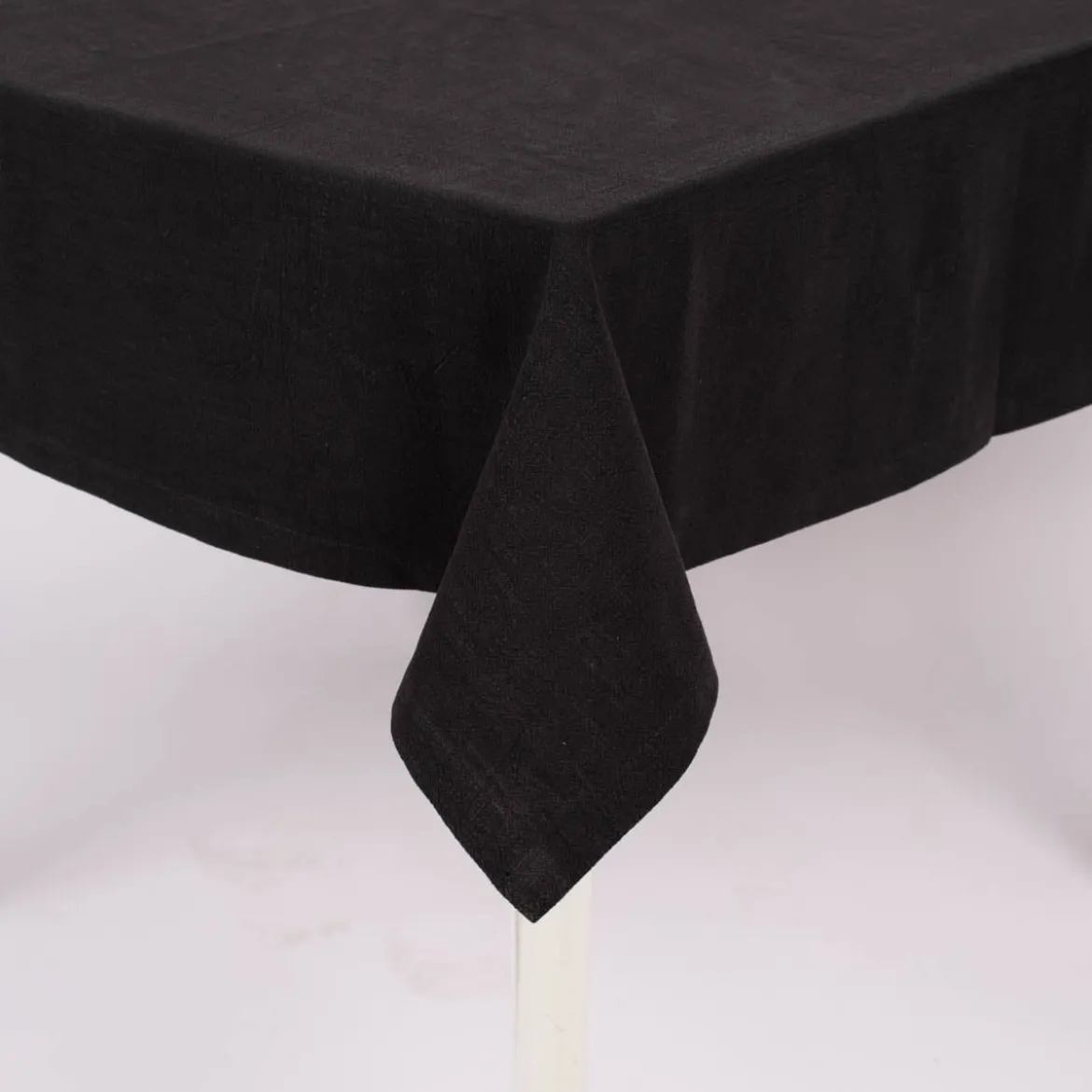 Tischdecke Leinen mit BW-Anteil einfarbig schwarz div. Größen von SCHÖNER LEBEN.
