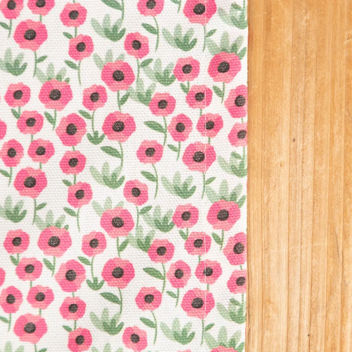 Tischläufer aus Baumwolle mit Mini Blumen weiß pink 40x160cm von SCHÖNER LEBEN.