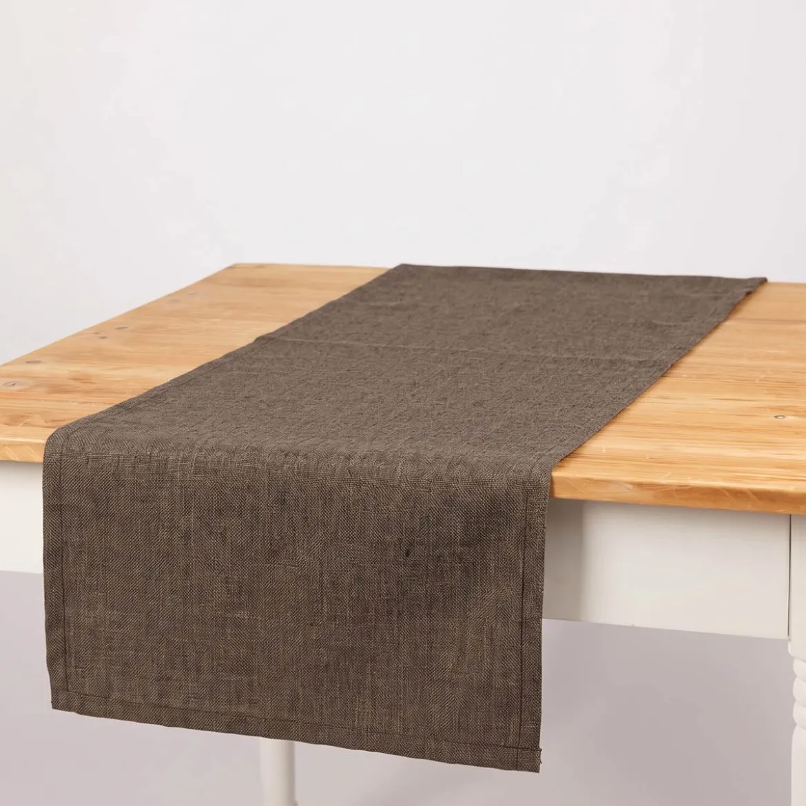 Tischläufer Outdoor Olefina mit Fleckschutz uni Struktur braun meliert 40x160cm von SCHÖNER LEBEN.