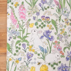 Tischläufer Rabbit Spring Fever Hasen Blumen weiß bunt 40x160cm von SCHÖNER LEBEN.