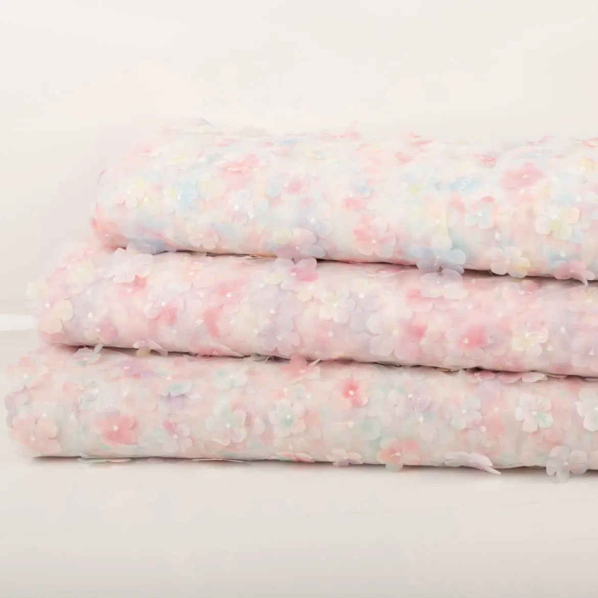 Tüllstoff 3D Blüten mit Perlen weiß hellblau rosa gelb 1,4m Breite