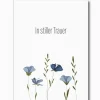 Trauerkarte zum Klappen mit Umschlag In stiller Trauer blaue Blumen A6 von KEITCARDS