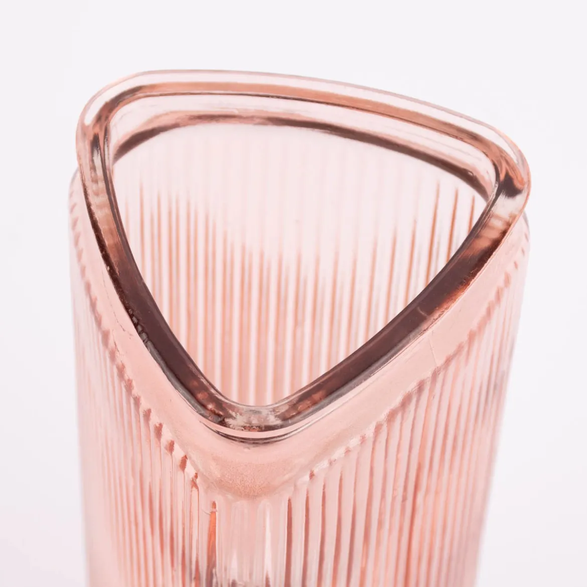 Vase Dekovase Glas dreieckig mit Rillen rosa 10,5x20cm