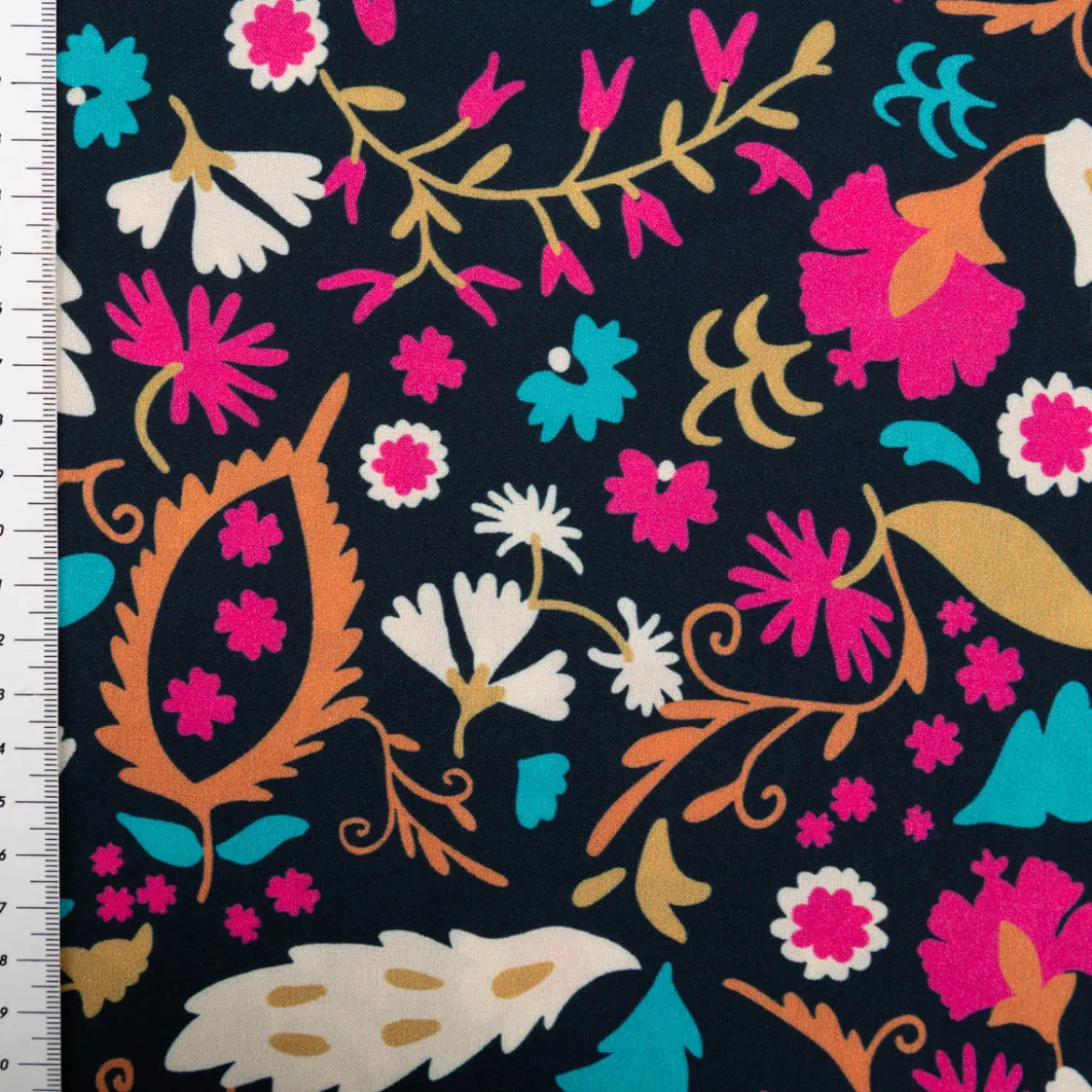 Viskose Stoff für Bekleidung Blumen abstrakt blau pink 140cm Stoffbreite