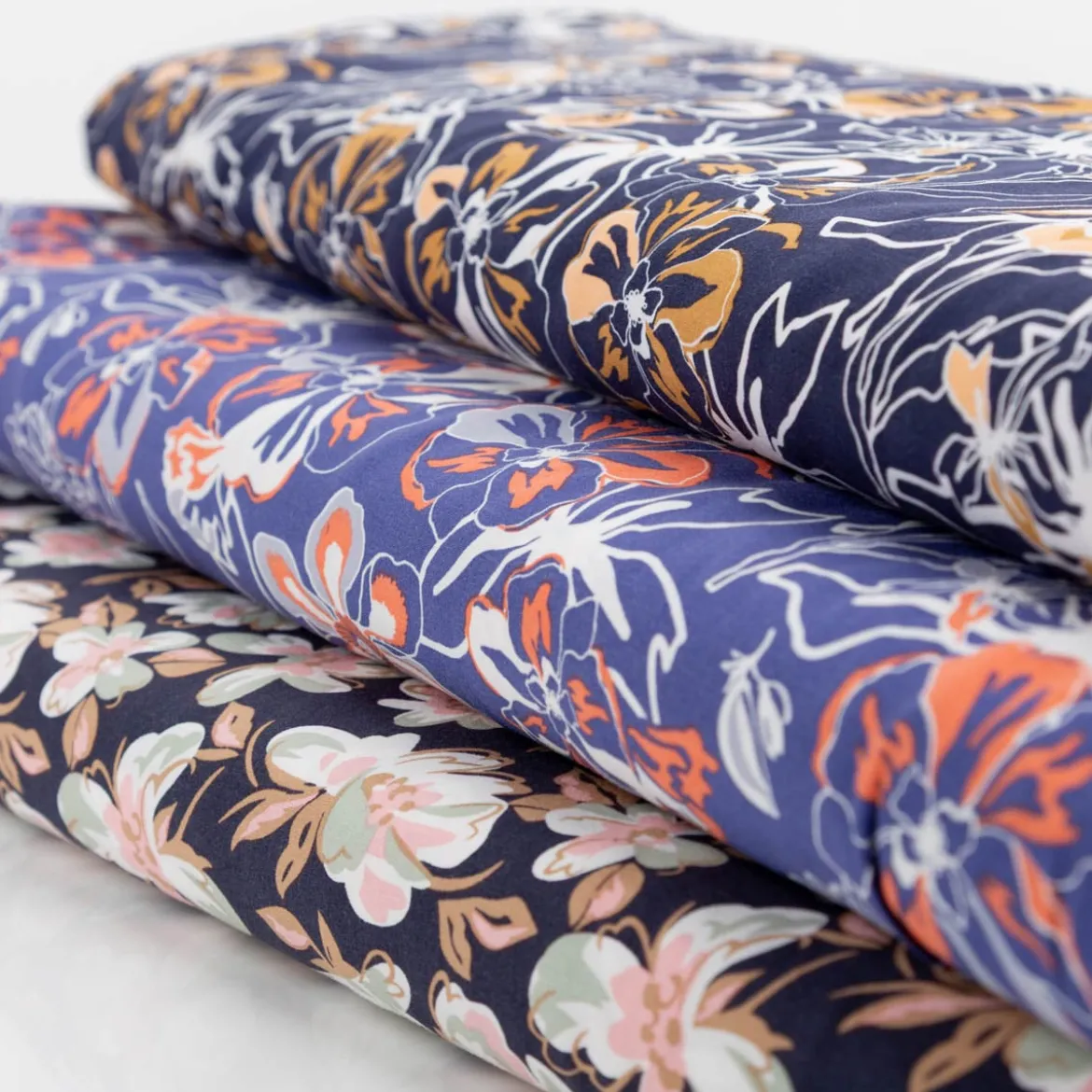 Viskose Stoff Popeline Blumen blau orange 145cm Breite