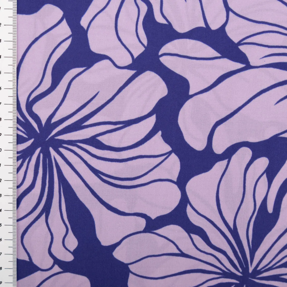 Viskose Stoff Radiance Blüten violett 1,42m Breite