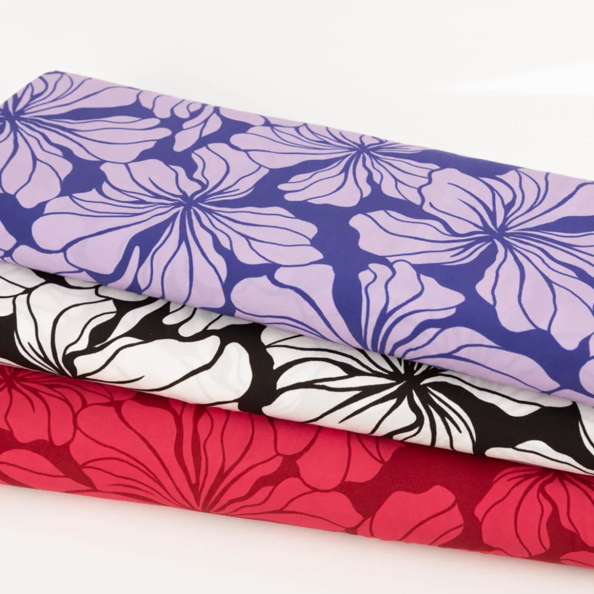 Viskose Stoff Radiance Blüten violett 1,42m Breite