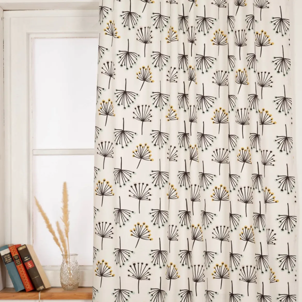 Vorhang Blumen abstrakt weiß mit Smok-Schlaufenband 245x130cm (HxB) oder Wunschmaß von SCHÖNER LEBEN.