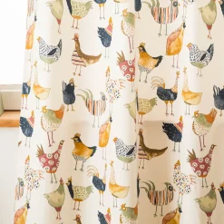 Vorhang Harriet Vintage Hühner wollweiß bunt in 245cm oder Wunschlänge von SCHÖNER LEBEN.