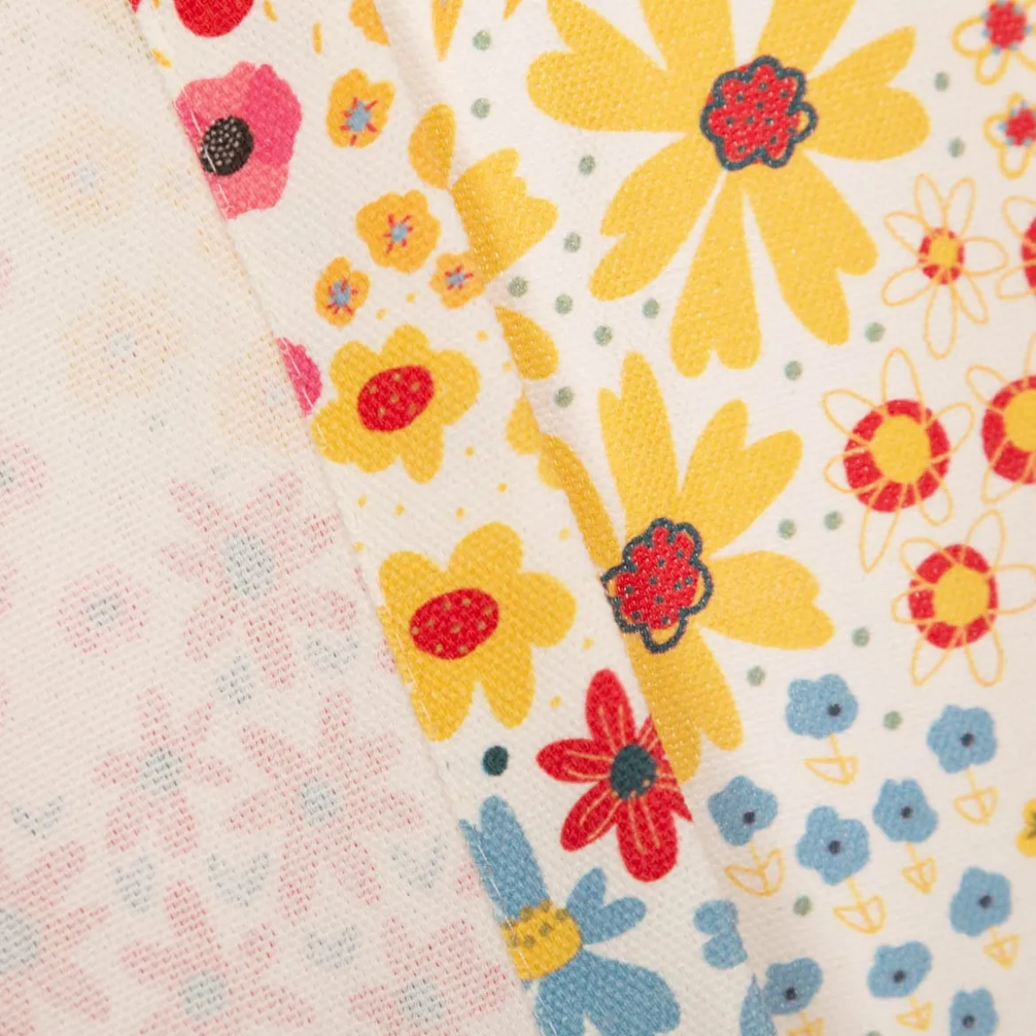 Vorhang Mini Blumen in weiß bunt mit Smok-Schlaufenband 245x130cm (HxB) oder Wunschmaß von SCHÖNER LEBEN.