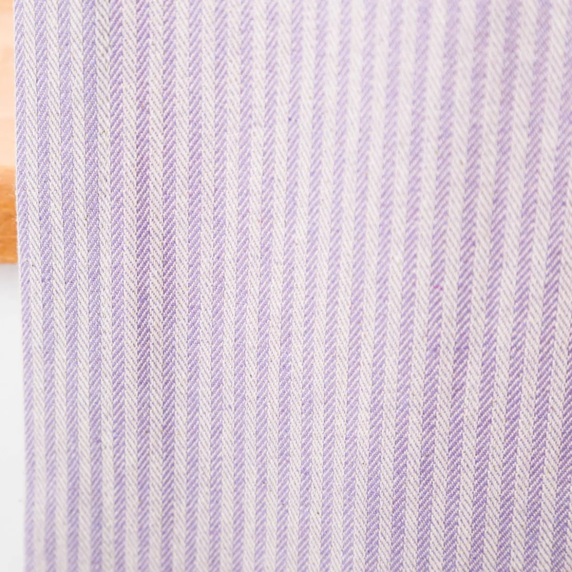 Vorhang mit Ösen Dobby Streifen lila beige in 245cm oder Wunschlänge von SCHÖNER LEBEN.