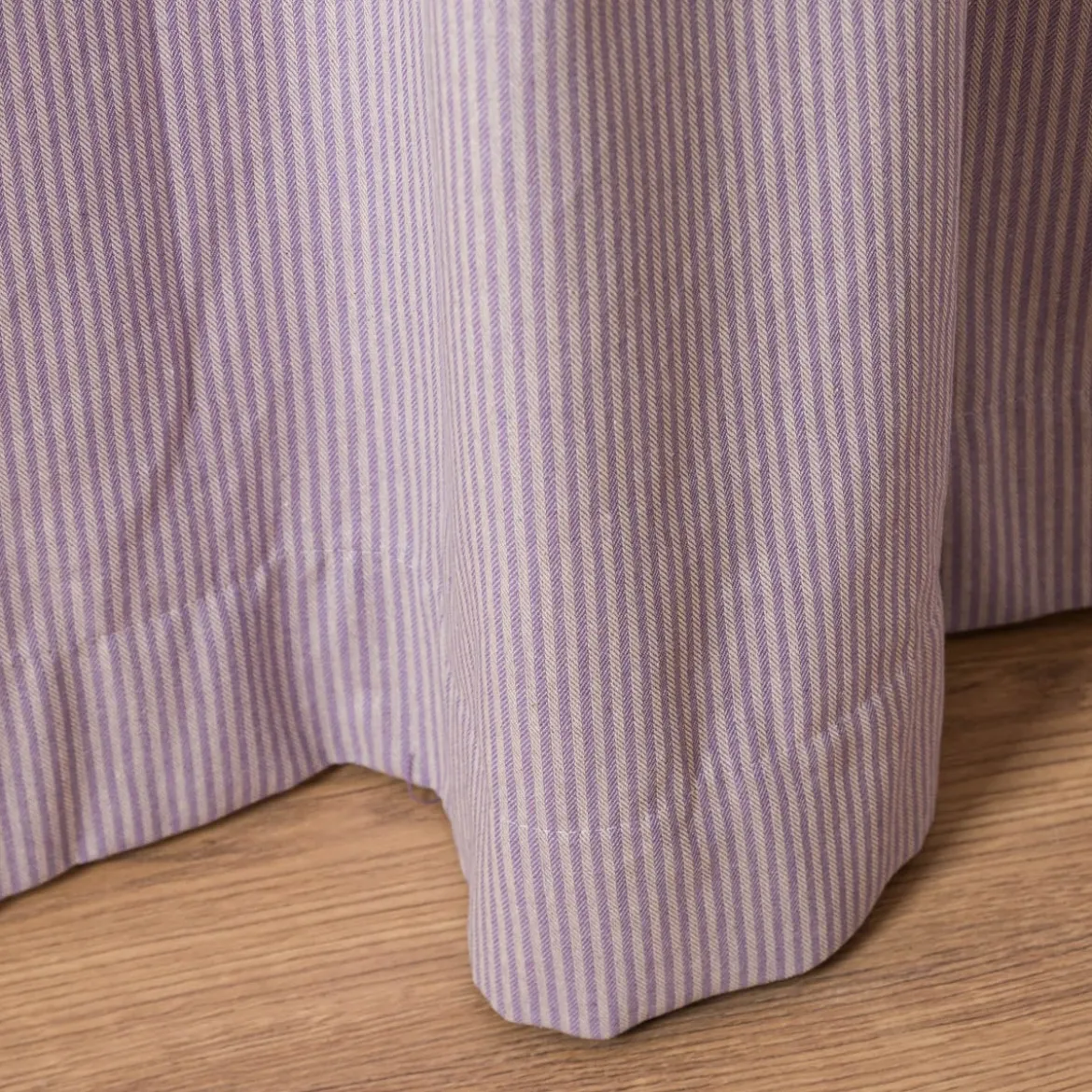 Vorhang mit Ösen Dobby Streifen lila beige in 245cm oder Wunschlänge von SCHÖNER LEBEN.