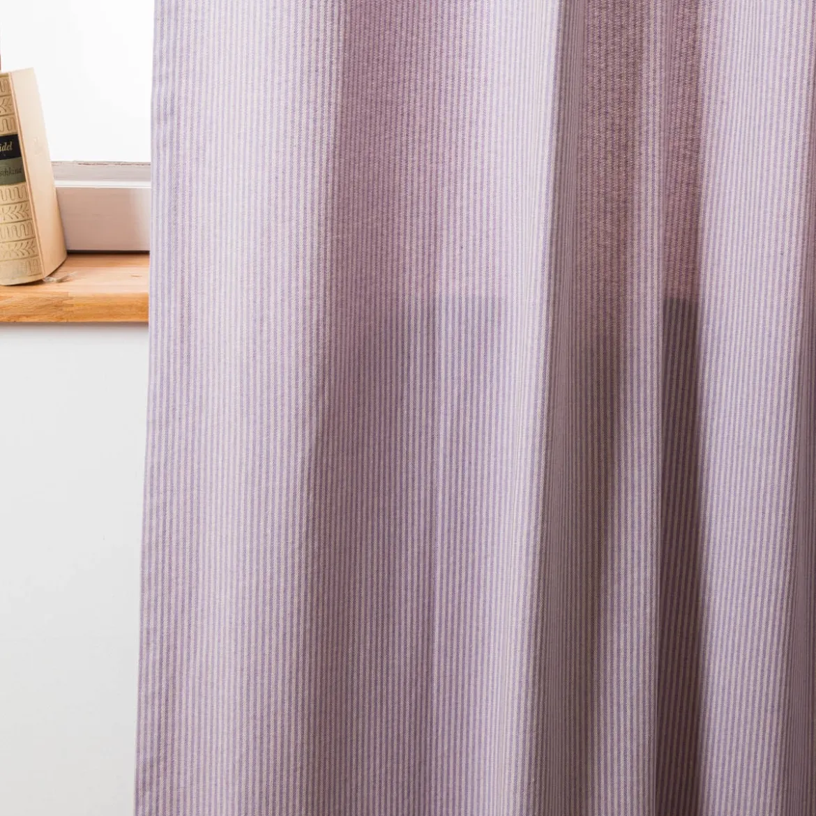 Vorhang mit Ösen Dobby Streifen lila beige in 245cm oder Wunschlänge von SCHÖNER LEBEN.