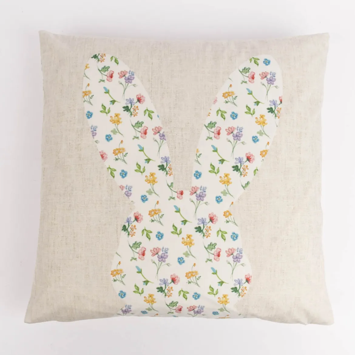 Wende Kissenhülle Hasenkopf Blumen Samtoptik aus Kunstfaser beige bunt 45x45cm von Clayre & Eef