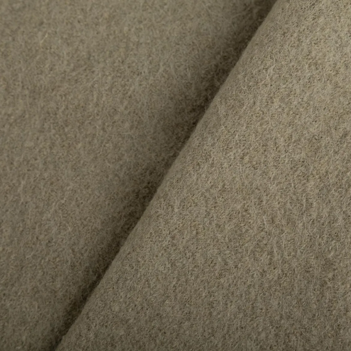 Wollstoff Walkloden aus reiner Schurwolle 410g/qm uni hellgrün 140cm Stoffbreite
