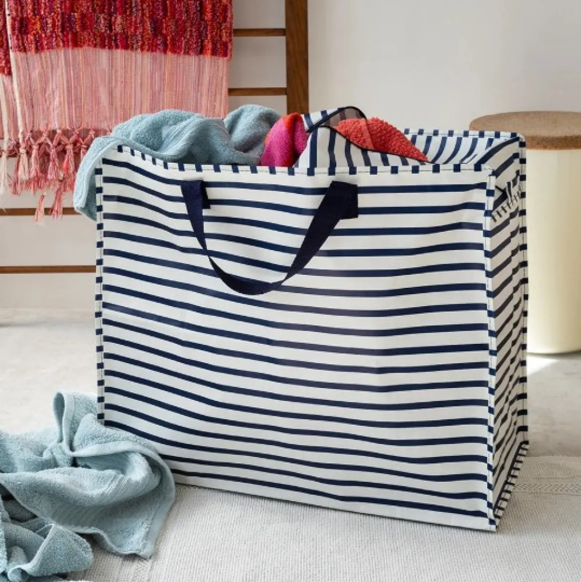 XXL Aufbewahrungstasche Nautical Stripes 55x48x28cm – aus recyceltem Material