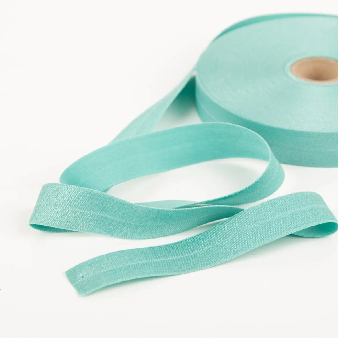 YKK elastisches Falzband / Falzgummi 20mm mint Meterware
