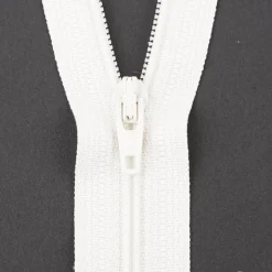 YKK Reißverschluss Kunststoffspirale nicht teibar 3mm 20cm lang in versch. Farben