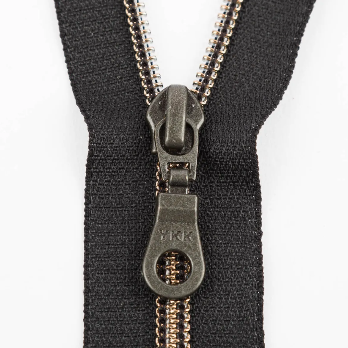 YKK Reißverschluss Kunststoff-Deko-Spirale teilbar 5mm 75cm lang in der Farbe schwarz
