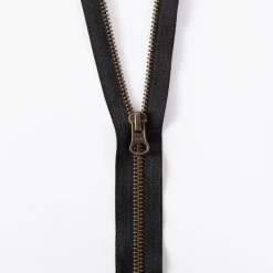 YKK Reißverschluss Metall antik 2-Wege teilbar 5mm 70cm lang in der Farbe schwarz