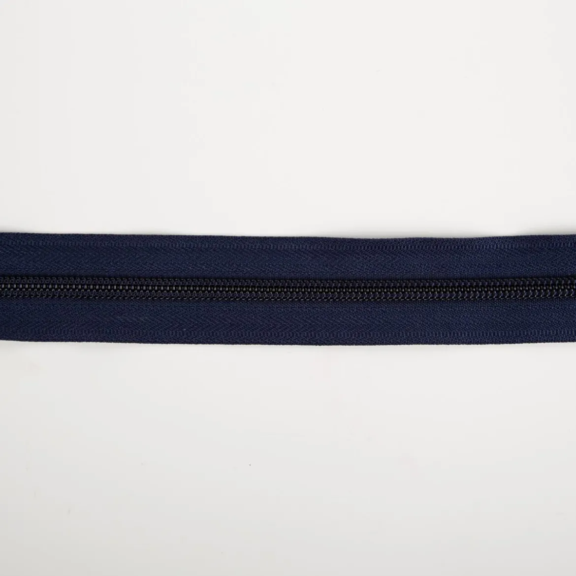YKK Reißverschluss Meterware Kunststoffspirale 5mm in 3cm Breite individuell zuschneidbar Dunkelblau