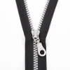 YKK Reißverschluss Vislon teilbar silber 5mm 25cm lang in der Farbe schwarz