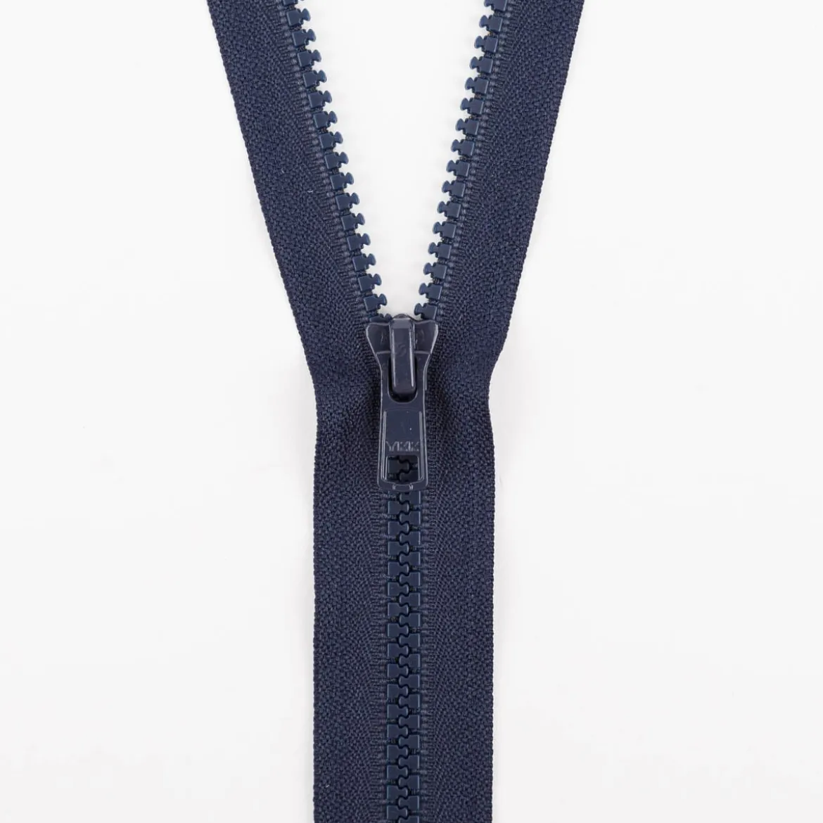 YKK Reißverschluss Vislon teilbar 5mm 45cm lang in versch. Farben